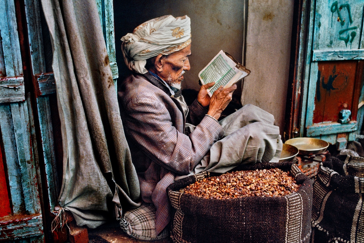 Steve McCurry – Leggere